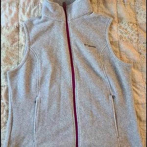 Women’s Columbia fleece vest